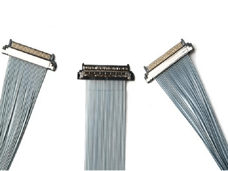 تجميعات الكابلات المحورية المصغرة