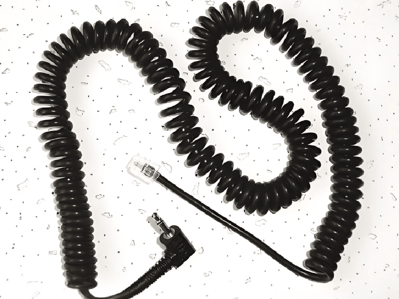 مجموعة الكابلات القابلة للسحب